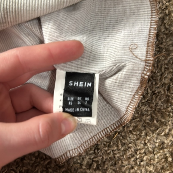 shein crop top - Picture 3 of 3